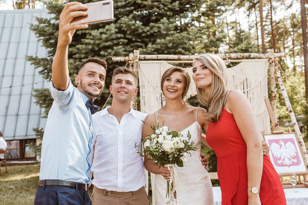 Slow Wedding Lekko Gra Tom Wave DJ na Wesele Wesele bez disco polo wesele boho wesele rustykalne alternatywny dj dj bez disco polo stodoła folwark 153