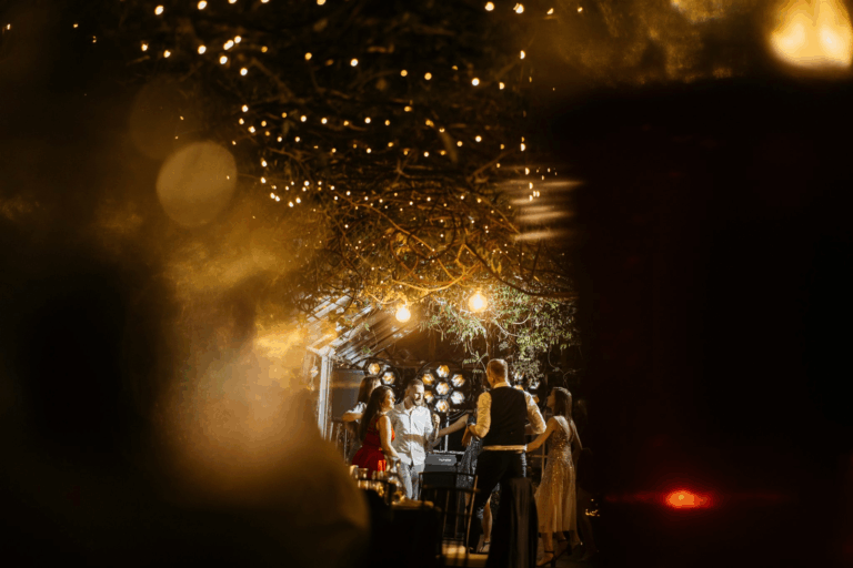 Dlaczego dobra playlista nie istnieje? Co robi dobry DJ zamiast niej?